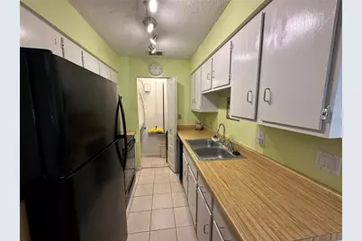 3439 NW 21st Drive Drive #J-3, Gainesville, FL 32605 - Photo 7