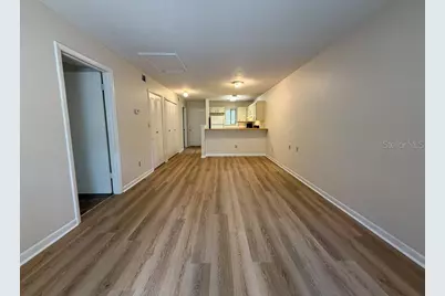 109 SE 16th Avenue #Q301, Gainesville, FL 32601 - Photo 5