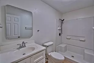 209 SE 47th St, Gainesville, FL 32641 - Photo 17