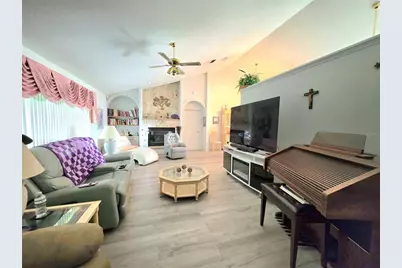 93 Hickory Loop, Ocala, FL 34472 - Photo 5