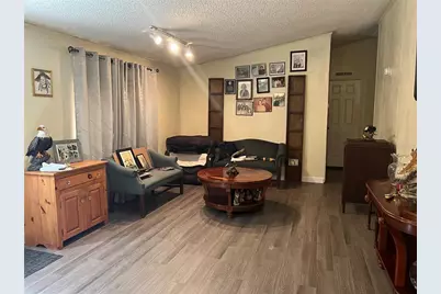 25204 NW 71st Place, High Springs, FL 32643 - Photo 9