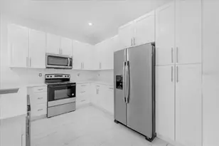 2513 NW 9th Ave, Cape Coral, FL 33993 - Photo 9