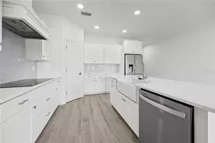 6702 SW 10th Ln, Gainesville, FL 32607 - Photo 9