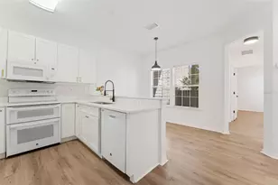 11585 NW 18th Pl, Gainesville, FL 32606 - Photo 13