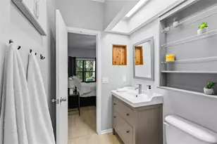 2742 NW 39th Dr, Gainesville, FL 32606 - Photo 17