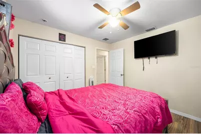 1322 NE 1st Avenue, Gainesville, FL 32641 - Photo 19