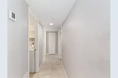 2360 SW Archer Road #506, Gainesville, FL 32608 - Photo 13