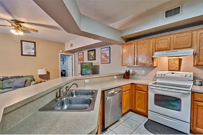 5083 NW 1 Place #5083, Gainesville, FL 32607 - Photo 7