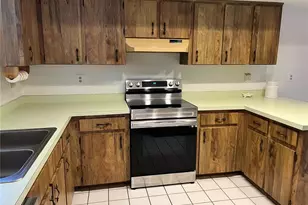 10818 NW 38th Ave, Gainesville, FL 32606 - Photo 5