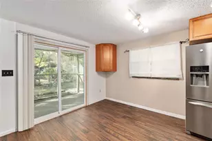 630 NW 34th St, Gainesville, FL 32607 - Photo 11