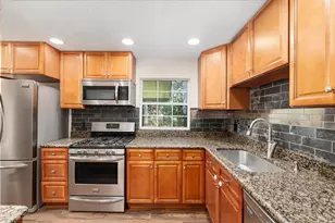 630 NW 34th St, Gainesville, FL 32607 - Photo 15