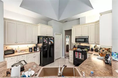 10508 NW 32nd Place, Gainesville, FL 32606 - Photo 11