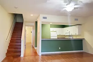 1561 NW 29 Rd, Gainesville, FL 32605 - Photo 9