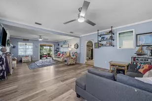 832 Lake Shore Ter, Interlachen, FL 32148 - Photo 11