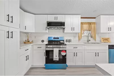 8430 NE 111th Street, Bronson, FL 32621 - Photo 11