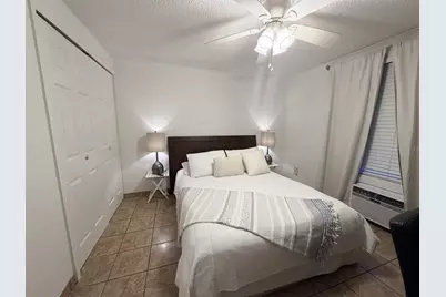 2490 SW 14th Dr #29, Gainesville, FL 32608 - Photo 7