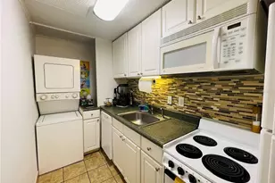 2490 SW 14th Dr, Gainesville, FL 32608 - Photo 15