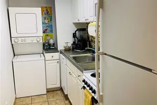 2490 SW 14th Dr, Gainesville, FL 32608 - Photo 13