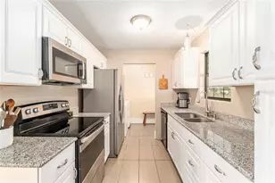 12719 NW 88th Pl, Alachua, FL 32615 - Photo 11