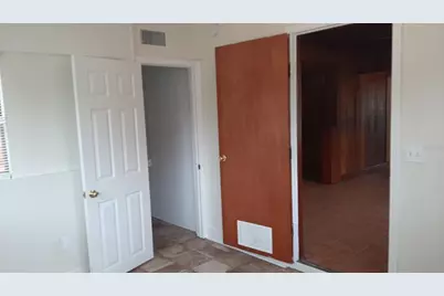 3801 NW 6th Street, Gainesville, FL 32609 - Photo 9