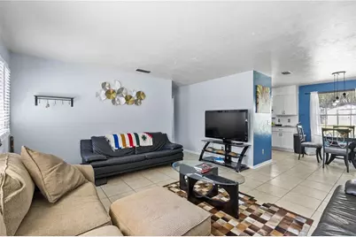 3050 SE 24th Pl, Gainesville, FL 32641 - Photo 3