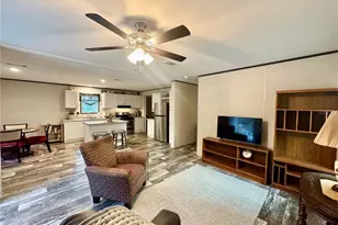 2329 NE 80th Ave, High Springs, FL 32643 - Photo 17