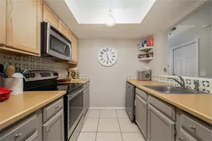 900 SW 62nd Blvd, Gainesville, FL 32607 - Photo 11