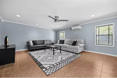 3003 NE 11th Drive, Gainesville, FL 32609 - Photo 5