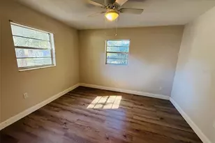 3818 NE 13th Dr, Gainesville, FL 32609 - Photo 9