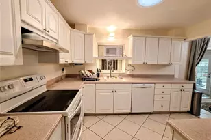 2305 NW 48th Terrace W, Gainesville, FL 32606 - Photo 11
