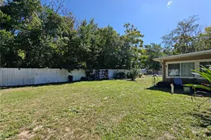 2305 NW 48th Terrace W, Gainesville, FL 32606 - Photo 19