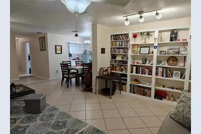 2305 NW 48th Terrace W, Gainesville, FL 32606 - Photo 5