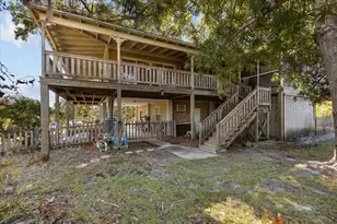 16791 Sandra St, Cedar Key, FL 32625 - Photo 11