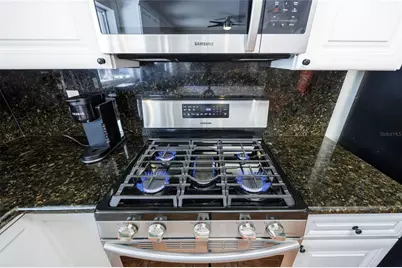 3916 NW 21st Terrace, Gainesville, FL 32605 - Photo 11