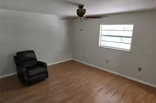 18566 NW 242nd St, High Springs, FL 32643 - Photo 17