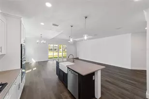 1049 SW 67 Way, Gainesville, FL 32607 - Photo 17