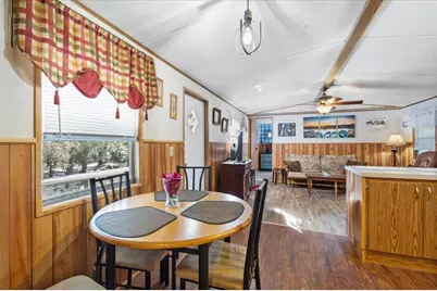 7639 NW 6th Street, Bell, FL 32619 - Photo 11