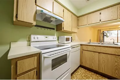 2635 SW 35th Pl Apt #1001, Gainesville, FL 32608 - Photo 5