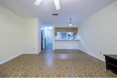 2635 SW 35th Pl Apt #1001, Gainesville, FL 32608 - Photo 3