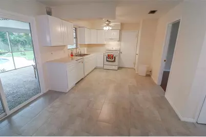 3442 Red Oak Circle E, Orange Park, FL 32073 - Photo 13