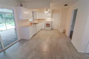 3442 Red Oak Cir E, Orange Park, FL 32073 - Photo 13