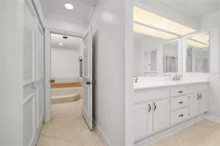 2425 NW 26th Pl, Gainesville, FL 32605 - Photo 33