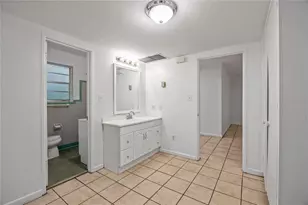 4156 NW 10th St, Gainesville, FL 32609 - Photo 29