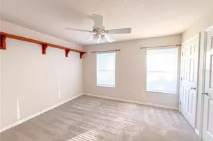 2306 SW 42nd Dr, Gainesville, FL 32607 - Photo 9