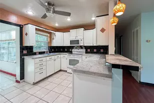 4217 NW 202nd St, Newberry, FL 32669 - Photo 21