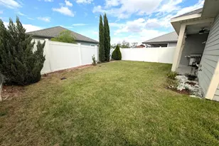 1750 SW 246th Dr, Newberry, FL 32669 - Photo 17