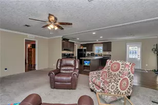 5860 SE 183rd Terrace, Ocklawaha, FL 32179 - Photo 11