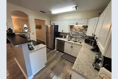 5515 NW 27th Terrace, Gainesville, FL 32653 - Photo 9