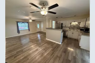 5515 NW 27th Terrace, Gainesville, FL 32653 - Photo 3