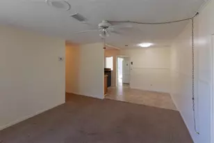 393 Hilltop Dr, Orange Park, FL 32073 - Photo 5